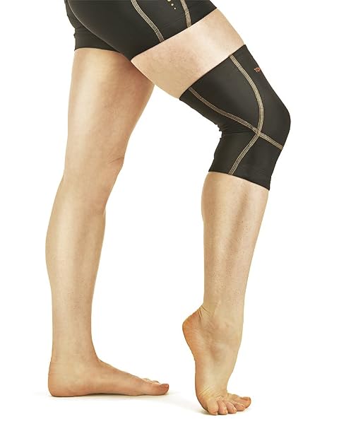 Tommie Copper Women's Performance Triumph Knee Sleeve